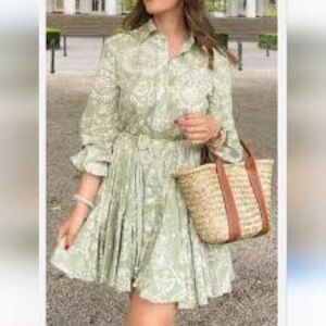 Zara long sleeve paisley print button down mini dress (no belt)